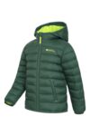 053103_kha_seasons_2_kids_padded_jacket_kid_ecom_lifestyle_ss24_01